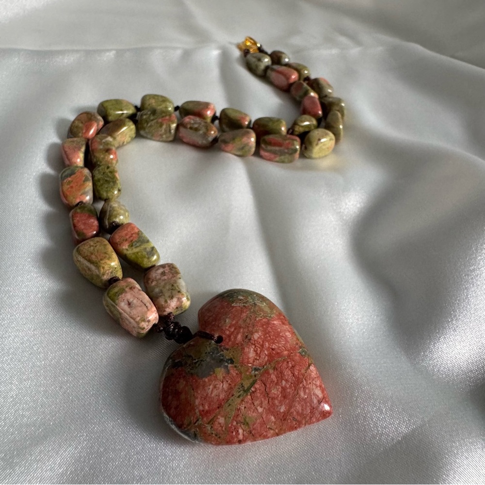 Gemstone Unakite Necklace with Heart Pendant - Picture 4 of 5